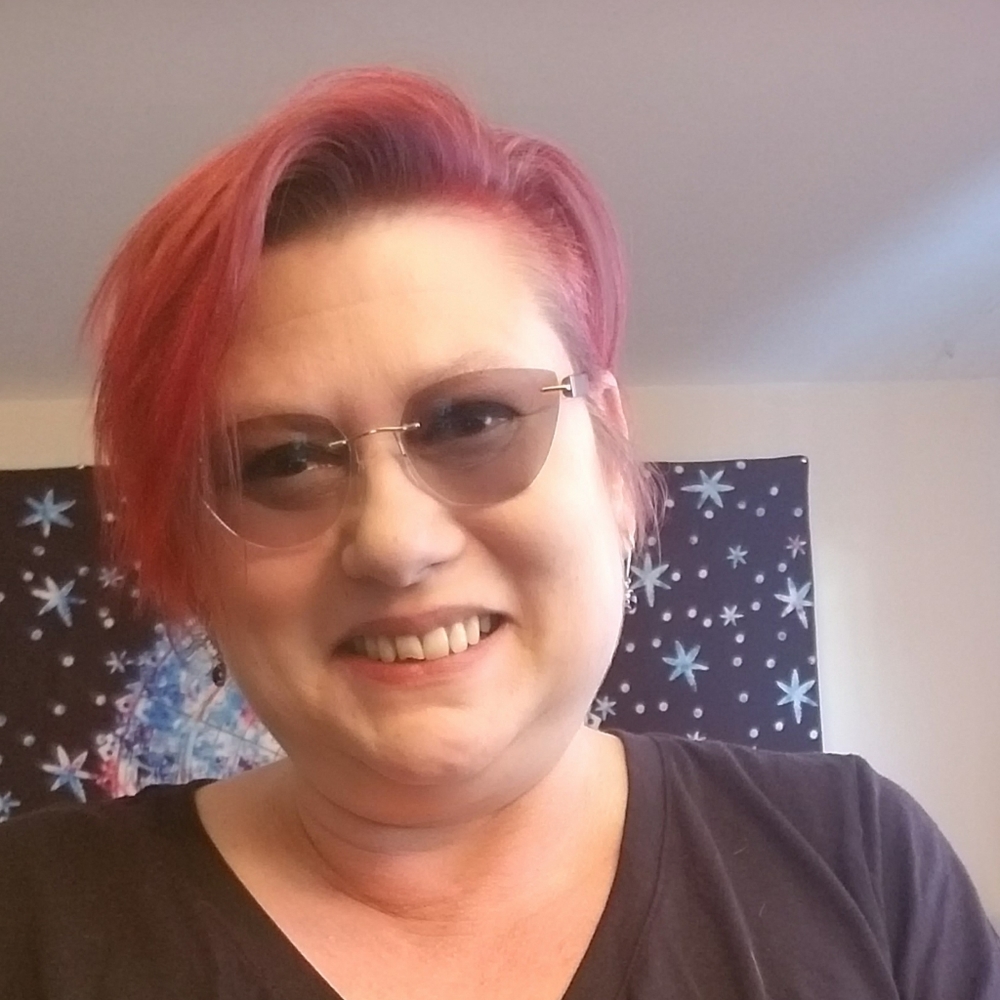 Meet your Posher, Eva